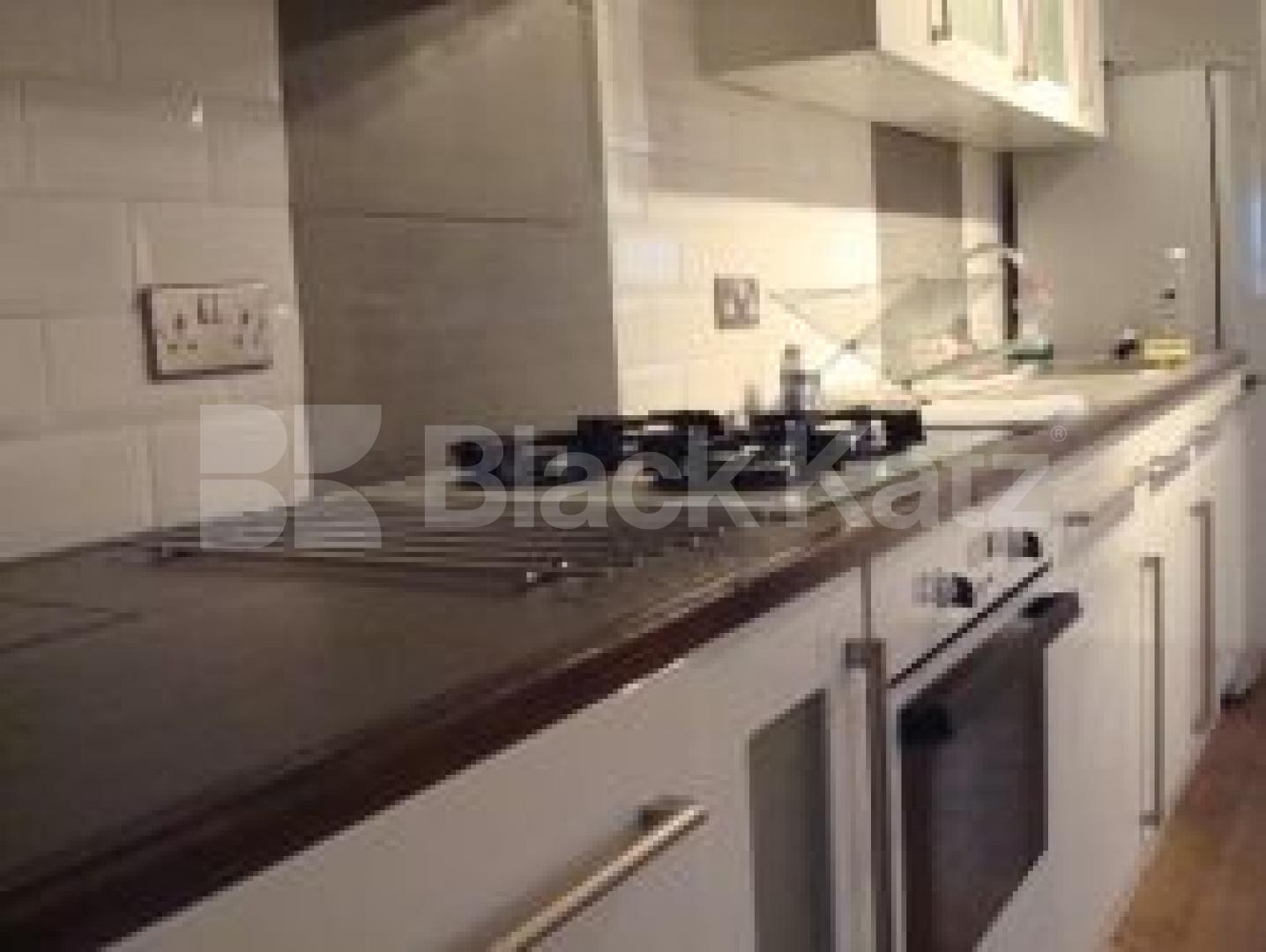 			New Instruction, 3 Bedroom, 1 bath, 1 reception Flat			 Cheverton Road, Highgate Boarders